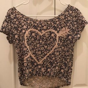 Size extra small. T-shirt. American Eagle